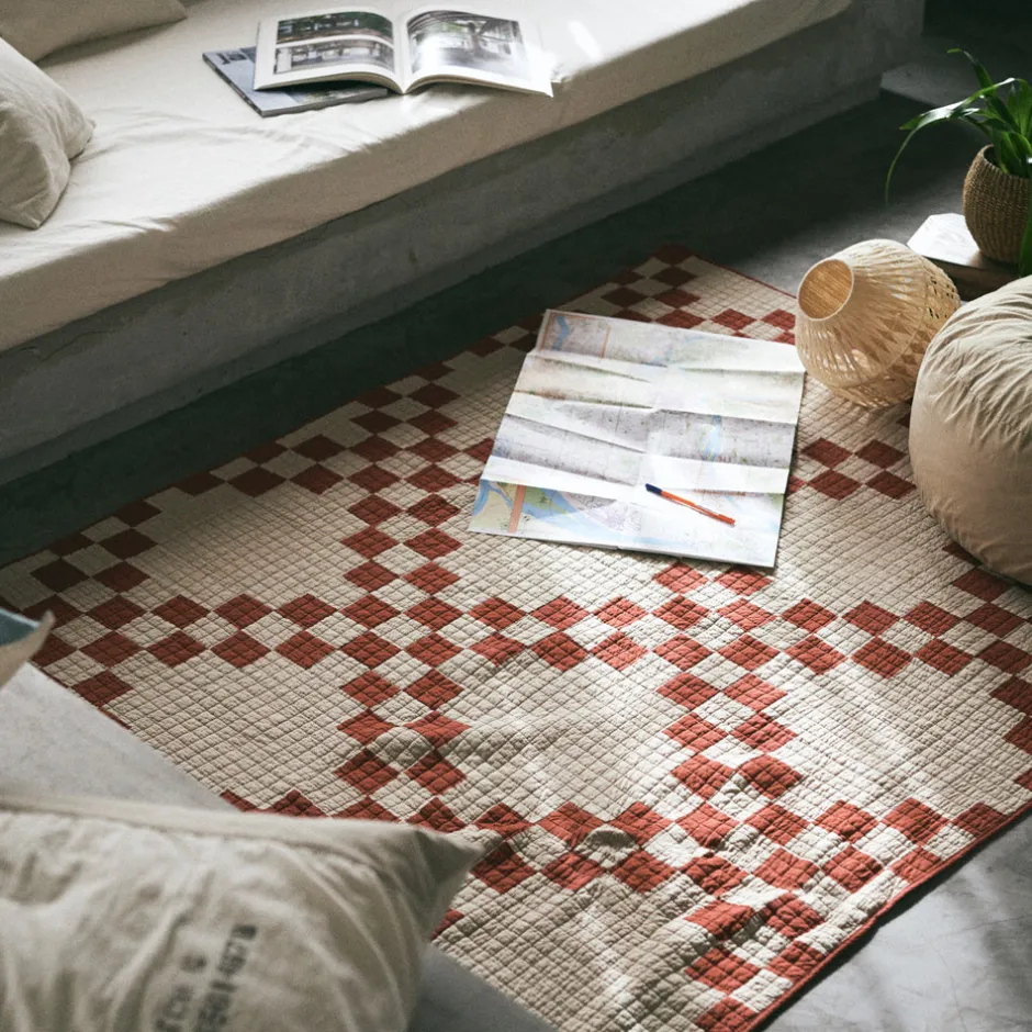 Anonymous Ism Patchwork Quilt Cover - Red- Blanket